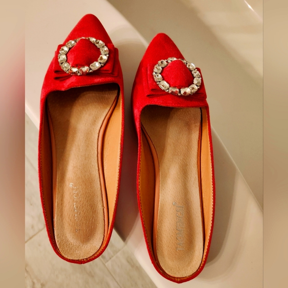 Pink slip on Taomengsi shoes